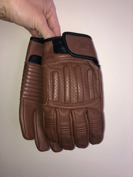 Brown vintage style motorcycle gloves by 78 Motor Co.
